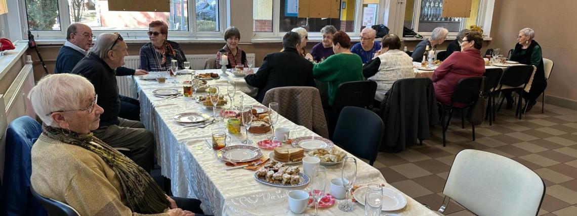 dzień kobiet w klubie seniora